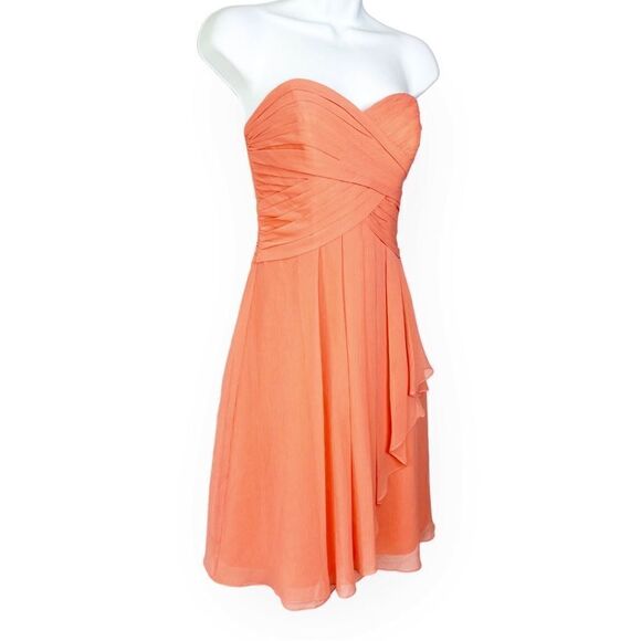 David’s Bridal Coral Strapless Chiffon Above Knee Bridesmaid’s Dress Size 0 - Picture 3 of 11